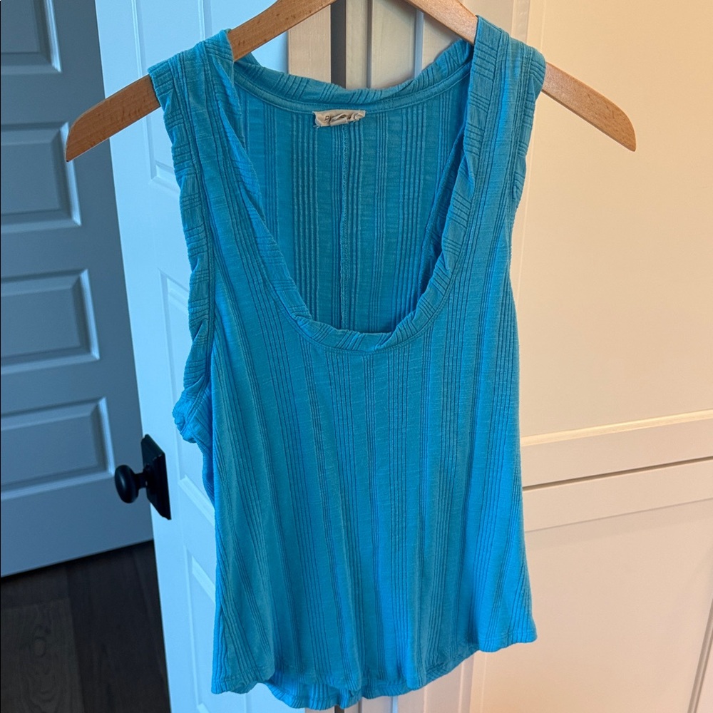 PILCRO Blue Sleeveless Women's Top